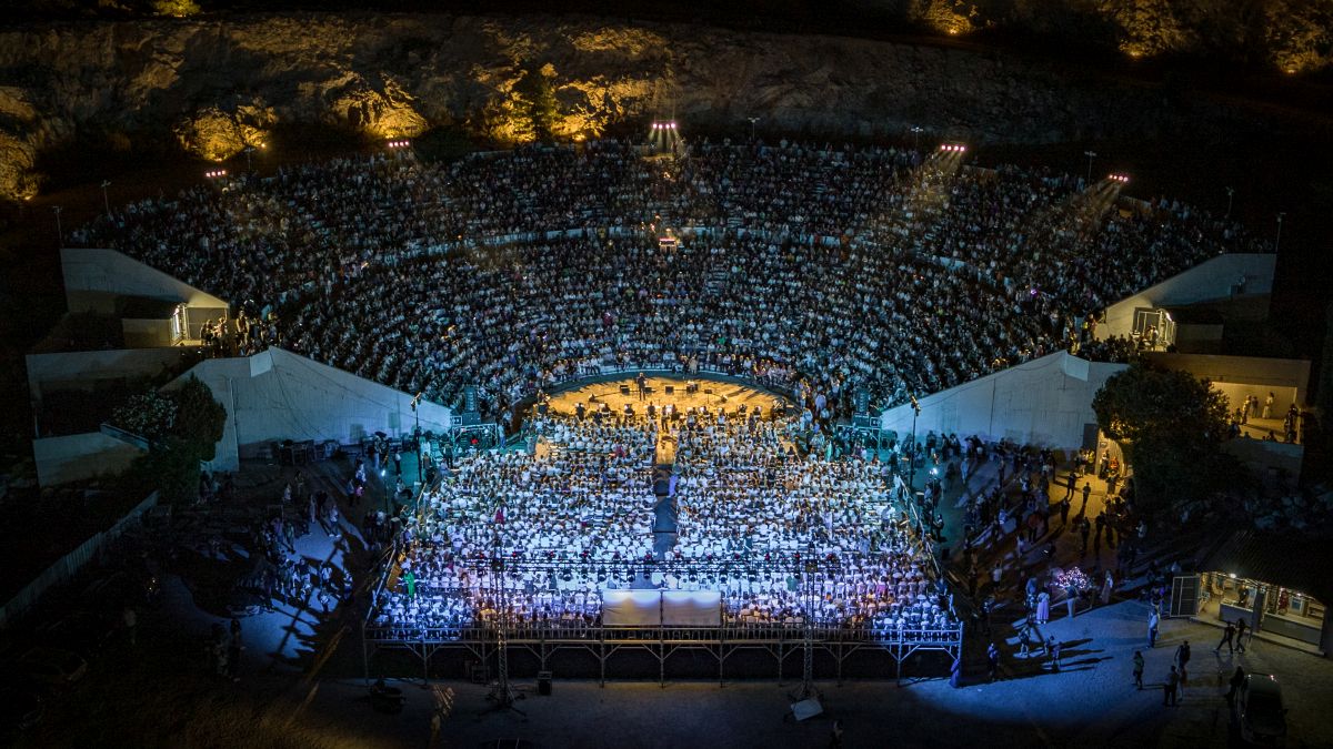 «Όλα καλά κι όλα ωραία» στην αφιερωματική συναυλία για τον Σταύρο Κουγιουμτζή