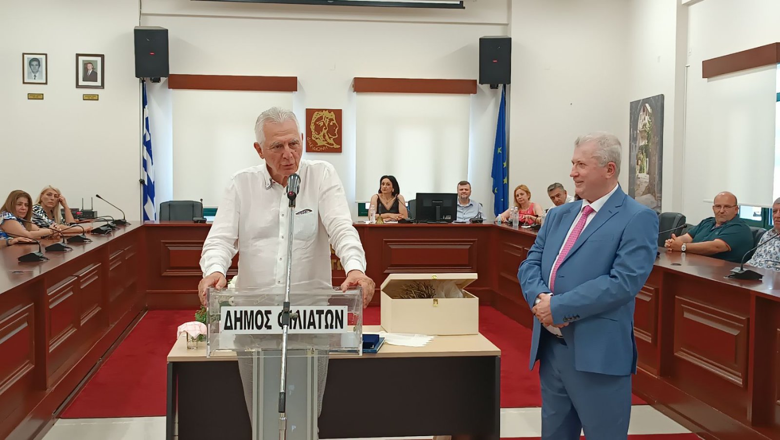  Ανακήρυξη του Δημάρχου Περιστερίου Ανδρέα Π. Παχατουρίδη ως Επίτιμου Δημότη του Δήμου Φιλιατών Θεσπρωτίας