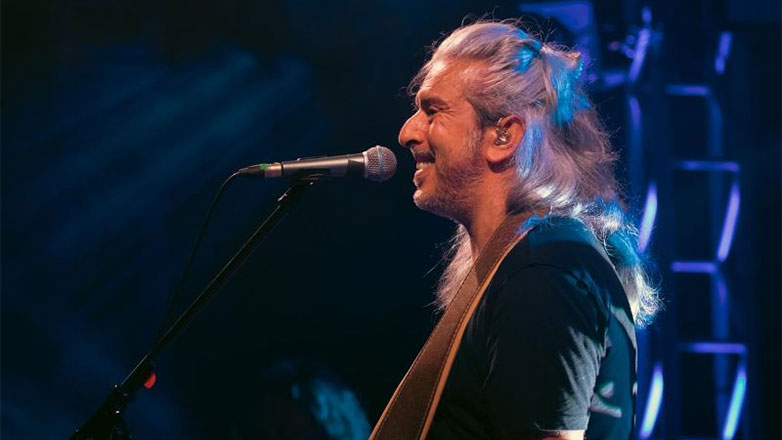 Ο Γιάννης Χαρούλης στο Περιστέρι- Ετοιμασίες στην πλατεία 