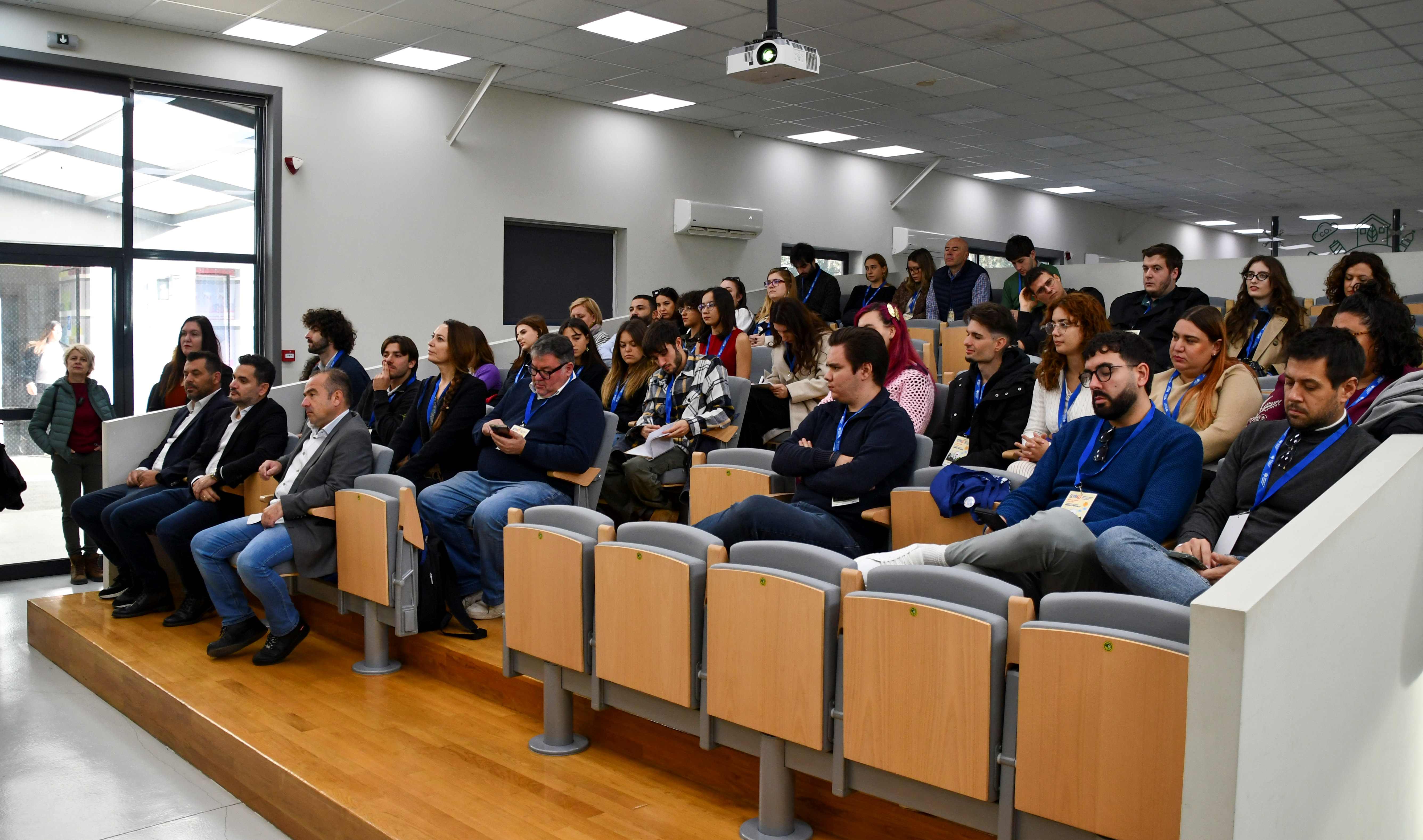 Άγιοι Ανάργυροι: Διοργάνωση διακρατικού εργαστηρίου στο πλαίσιο της ευρωπαϊκής δράσης “CLYMACT” 