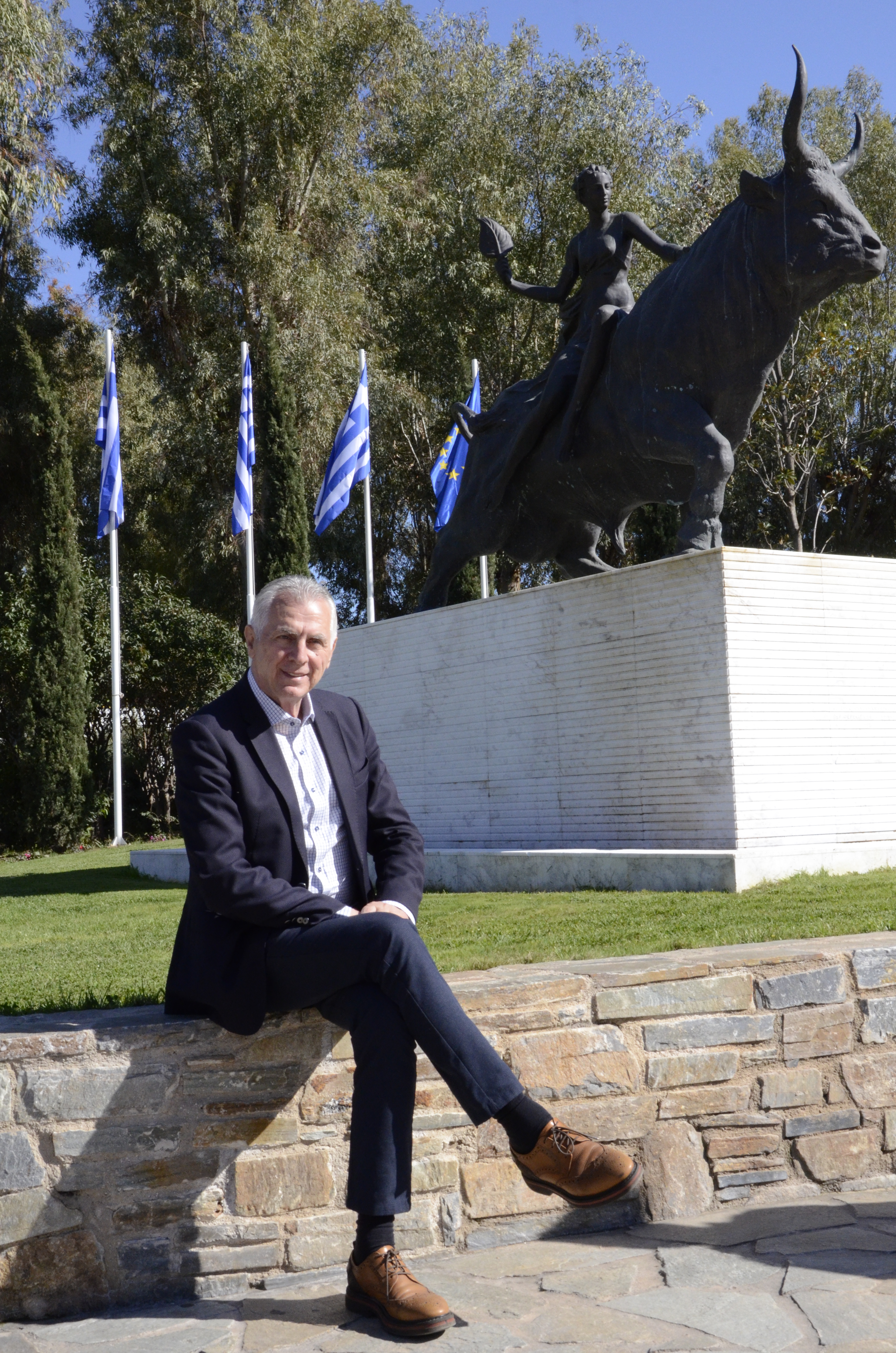 Ενας περίπατος στο Αλσος με τον Δήμαρχο Περιστερίου Ανδρέα Παχατουρίδη