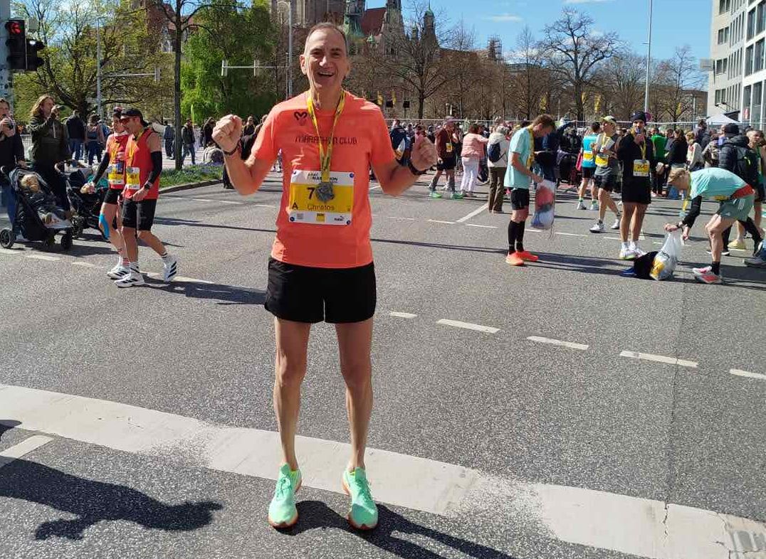 Συγχαρητήρια του Δημάρχου Πετρούπολης στον μαραθωνοδρόμο, Χρ. Μαρκουΐζο