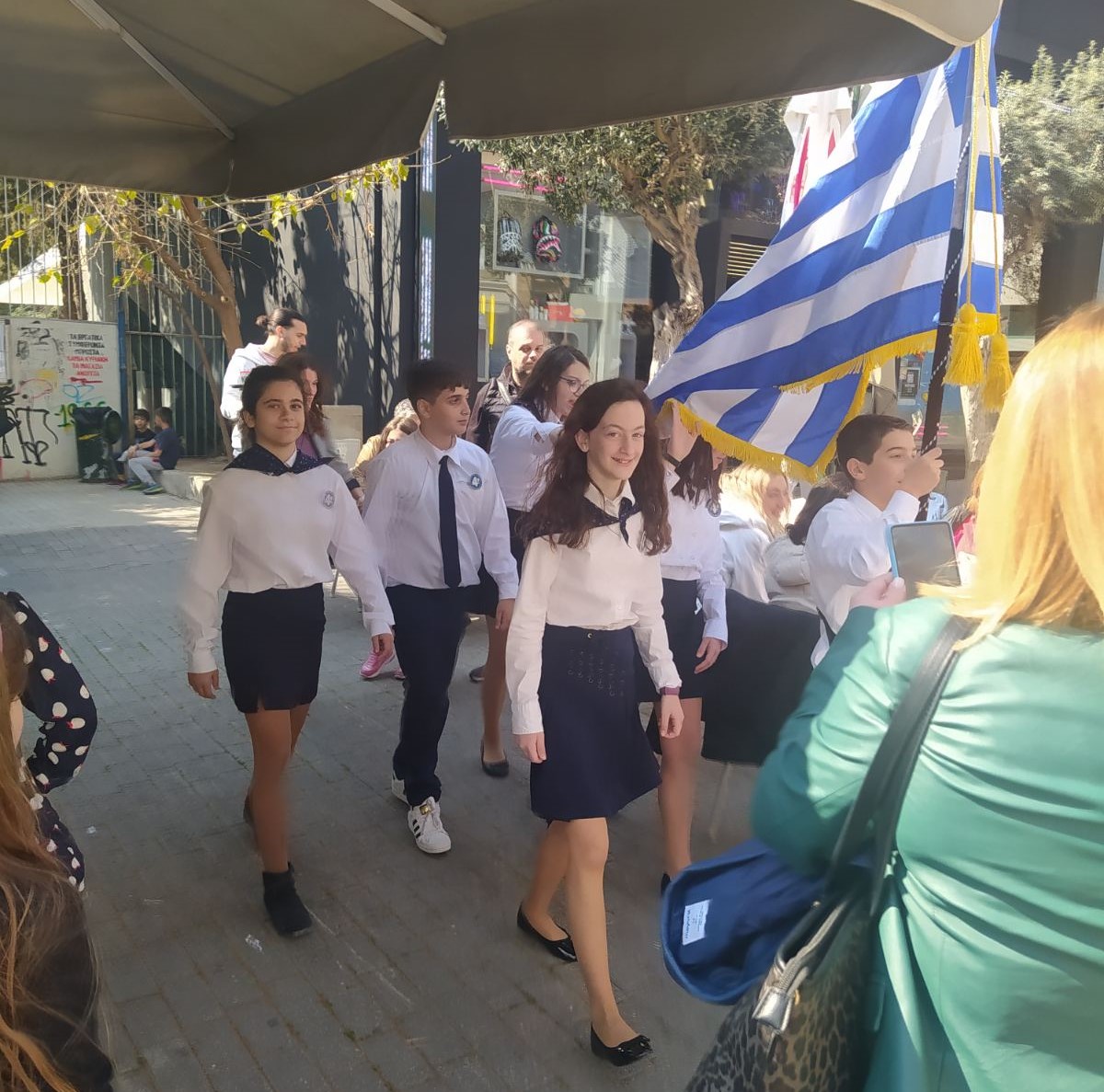 Κατάθεση στεφάνων, Περιστέρι , μαθητές 