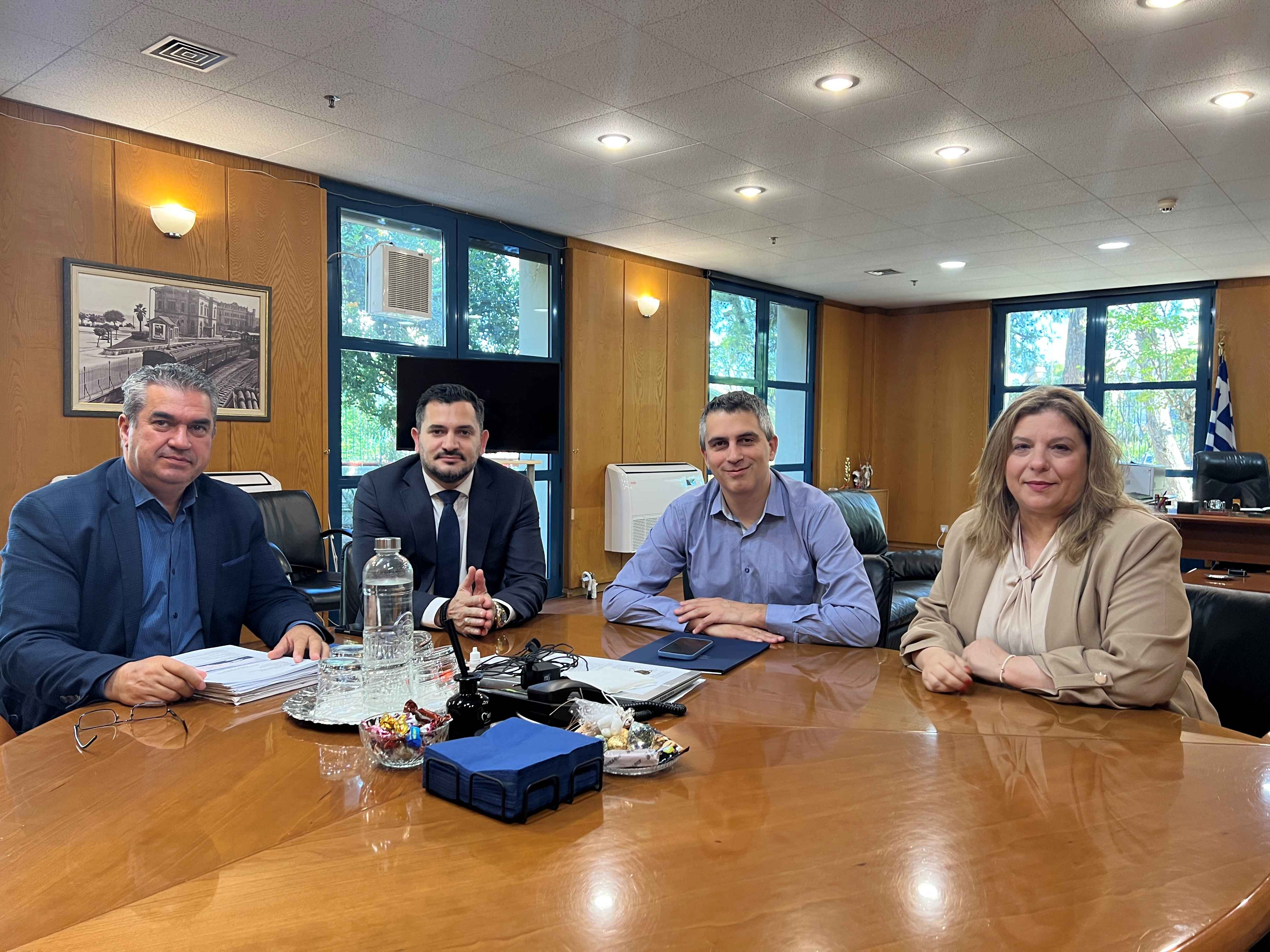 Συνάντηση Εργασίας για τα Έργα Υποδομών στον Δήμο Αγίων Αναργύρων-Καματερού με επίκεντρο την Ανάπλαση του Ρέματος της Εσχατιάς