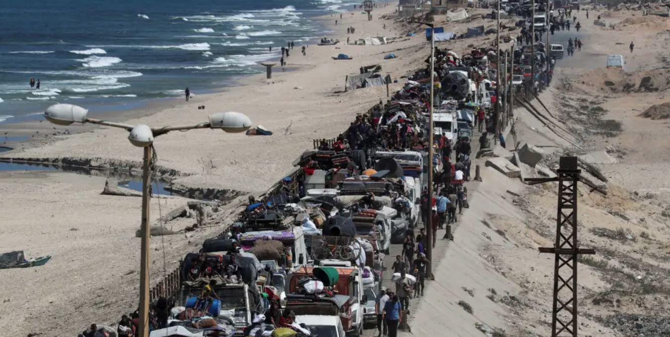 Το Ισραήλ ισοπεδώνει τη Γάζα