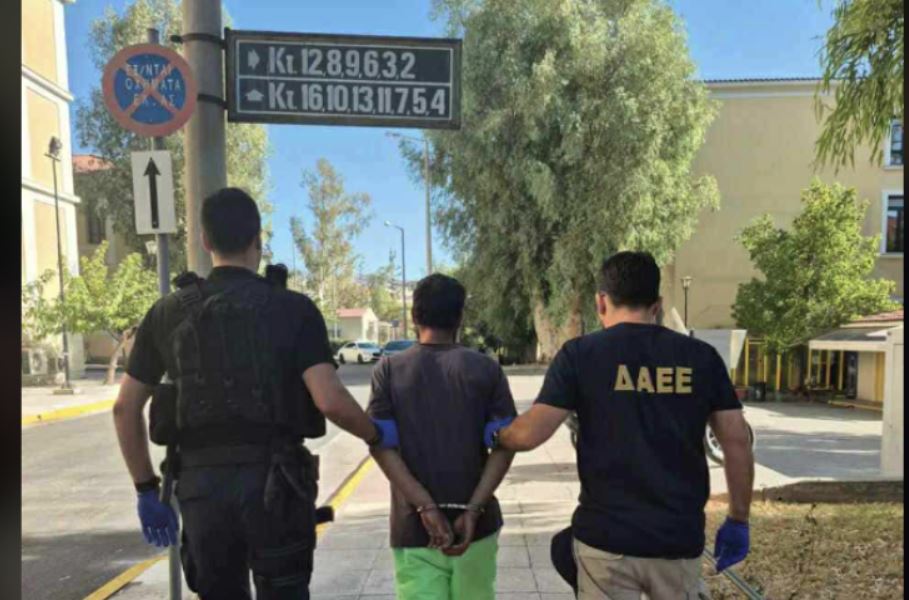 Σήμερα δικάζεται ο 32χρονος για τις σεξουαλικές επιθέσεις στο Αιγάλεω και τον εμπρησμό στον Υμηττό