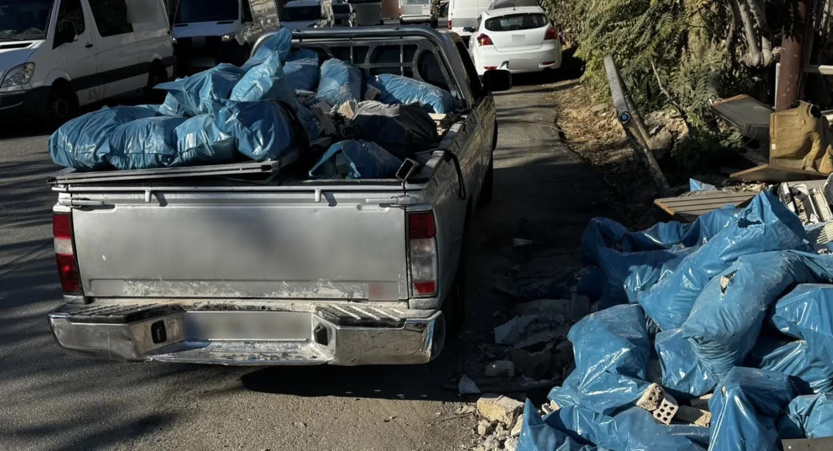 Παρέμβαση της Ελληνικής Αστυνομίας για την παράνομη απόρριψη αποβλήτων στον Δήμο Αιγάλεω