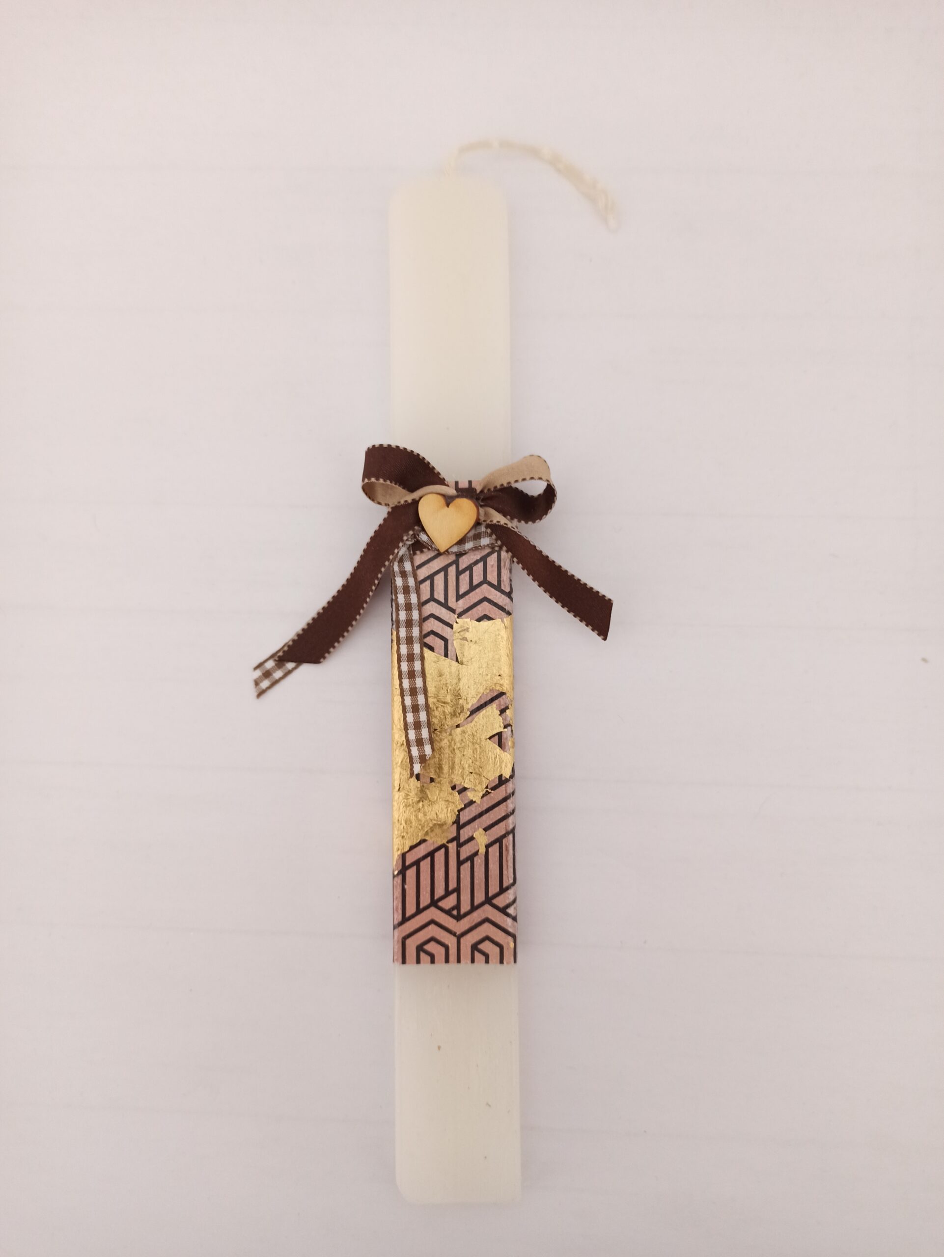 Δήμος Χαϊδαρίου - Συγκέντρωση λαμπάδων για οικονομικά ευάλωτες οικογένειες