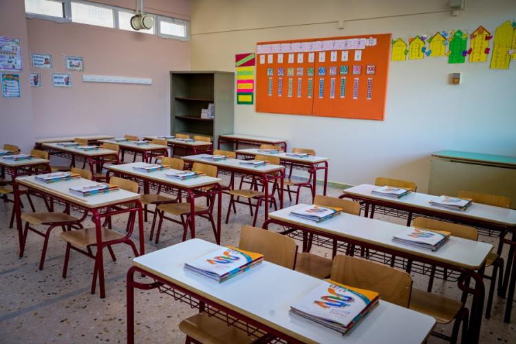 ΠΑΡΑΣΤΑΣΗ ΔΙΑΜΑΡΤΥΡΙΑΣ ΤΡΙΤΗ 07/10, 8.30πμ ΣΤΗ ΔΙΕΥΘΥΝΣΗ ΠΡΩΤΟΒΑΘΜΙΑΣ ΕΚΠΑΙΔΕΥΣΗΣ Γ’ ΑΘΗΝΑΣ