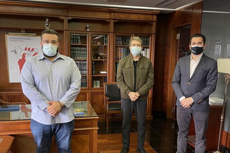 Άγιοι Ανάργυροι, Καματερό, Χρυσοχοίδης 