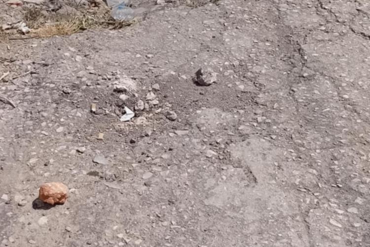 Αγίου Ιεροθέου και Πελασγίας: Δύο δρόμοι ντροπή για το Περιστέρι