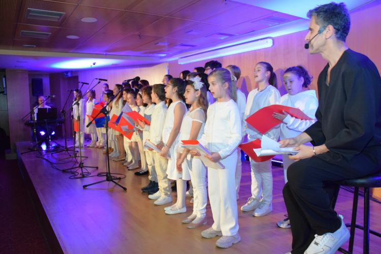  Πασχαλινή Συναυλία «Ω γλυκύ μου έαρ» με την  Παιδική Χορωδία Σπύρου Λάμπρου στον Δήμο Περιστερίου