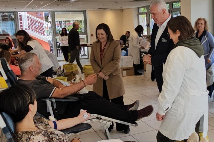 Ρεκόρ συμμετοχής στην 53η Εθελοντική Αιμοδοσία  του Δήμου Περιστερίου