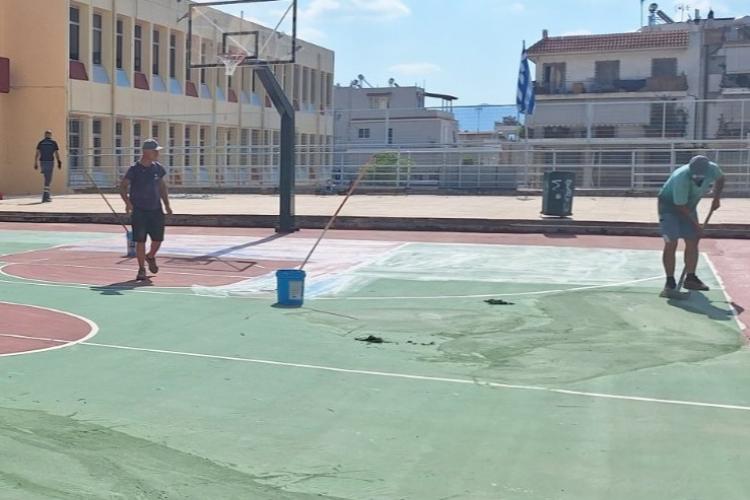 Με πυρετώδεις ρυθμούς συνεχίζονται οι εργασίες  στα σχολεία του Δήμου Περιστερίου