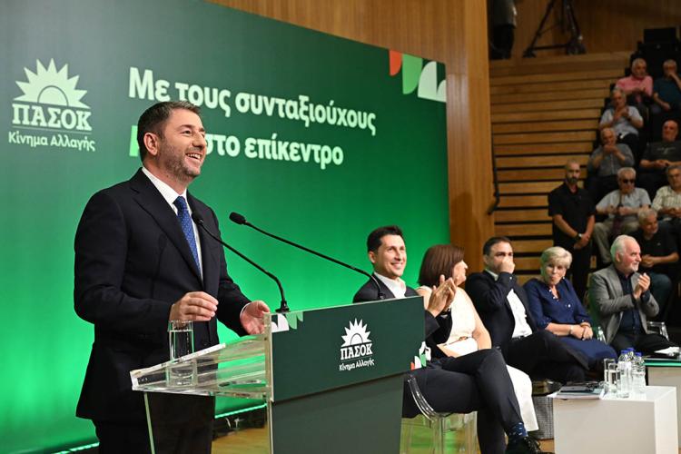 Νίκος Ανδρουλάκης: «17 κοστολογημένες δεσμεύσεις για τους συνταξιούχους»