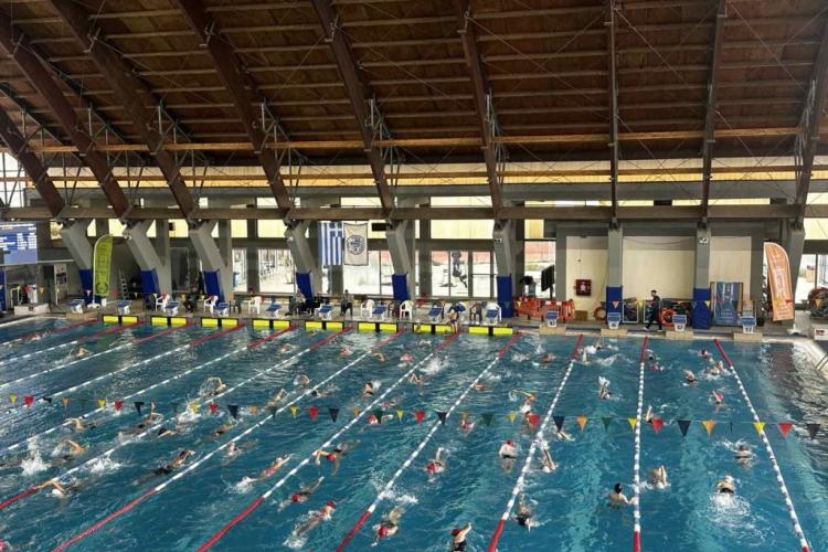 Έξι μετάλλια κατέκτησε η ομάδα του Δήμου Πετρούπολης στους 8ους Διαδημοτικούς Αγώνες Κολύμβησης 