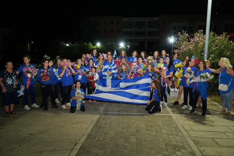 Ο Δήμαρχος Χαϊδαρίου υποδέχτηκε τα τρομερά κορίτσια του Αθλητικού Ομίλου Γυμναστικής Χαϊδαρίου που κατέκτησαν το χάλκινο μετάλλιο στο Παγκόσμιο