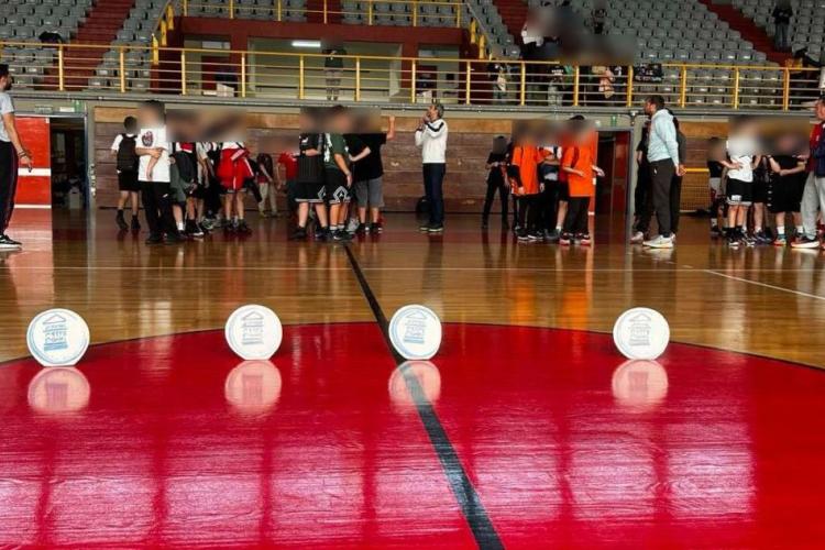  Με επιτυχία ολοκληρώθηκε το σχολικό τουρνουά μπάσκετ-βόλεϊ στην Πετρούπολη