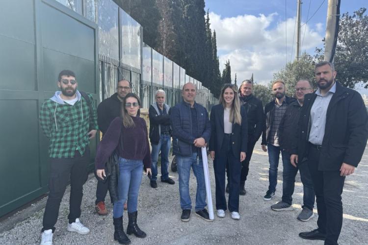 Καμία συγχώνευση σχολείου στην Πετρούπολη