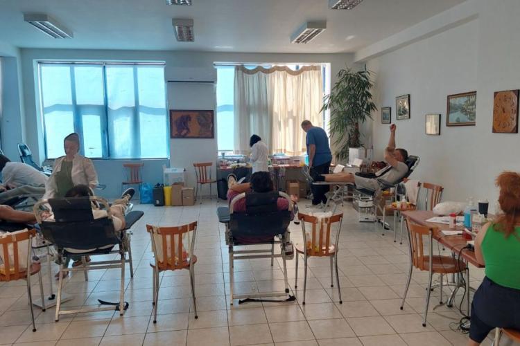 Με επιτυχία ολοκληρώθηκε η 76η εθελοντική αιμοδοσία του Δήμου Πετρούπολης