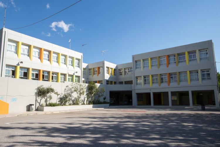  Διευκρινίσεις πάνω σε ανακρίβειες που δημοσιεύονται για την προμήθεια της γραφικής ύλης