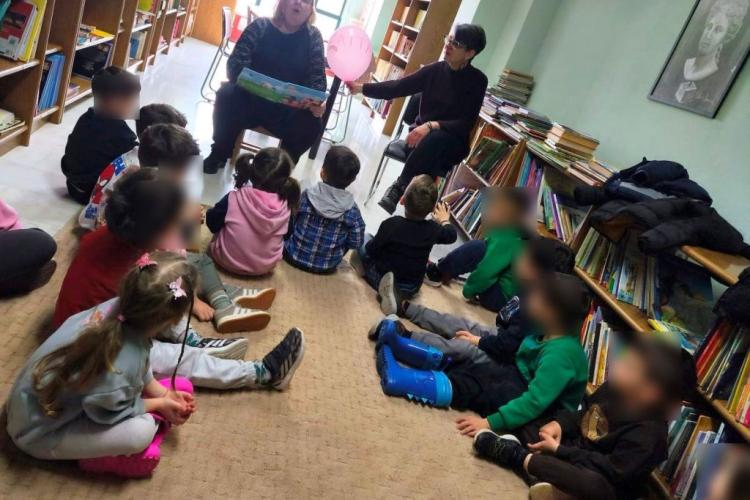 Στη Βιβλιοθήκη τα παιδιά των Δημοτικών Παιδικών Σταθμών, Πετρούπολη   