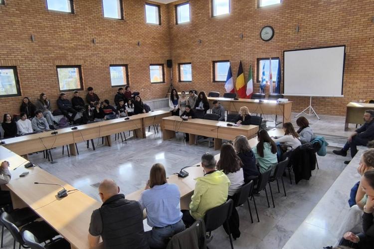 Μαθητές από Γαλλία, Βέλγιο και Ιταλία στο Δημαρχείο Χαϊδαρίου