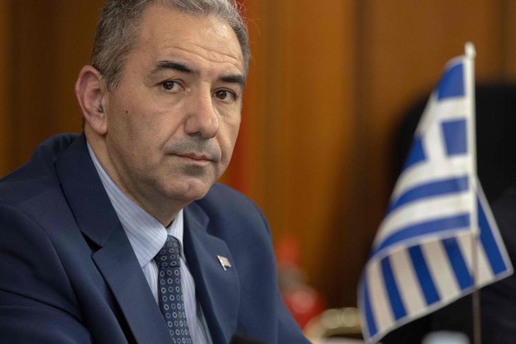 ΑΝΑΖΗΤΗΣΗ ΠΟΡΕΙΑΣ  ΣΕ ΕΝΑ ΚΟΣΜΟ ΠΟΥ ΑΝΑΔΙΑΤΑΣΣΕΤΑΙ, Μπαλωμένος Κωνσταντίνος 