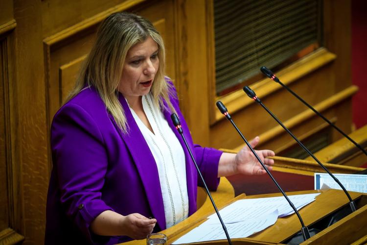 Προς συζήτηση και ψήφιση το εργασιακό νομοσχέδιο - Ποιοι επαγγελματίες εντάσσονται στα Βαρέα και Ανθυγιεινά* , Μαρία Συρεγγέλα, βουλευτής, β2 δυτικός τομέας