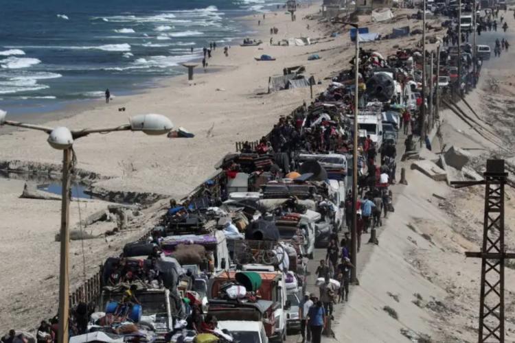 Το Ισραήλ ισοπεδώνει τη Γάζα