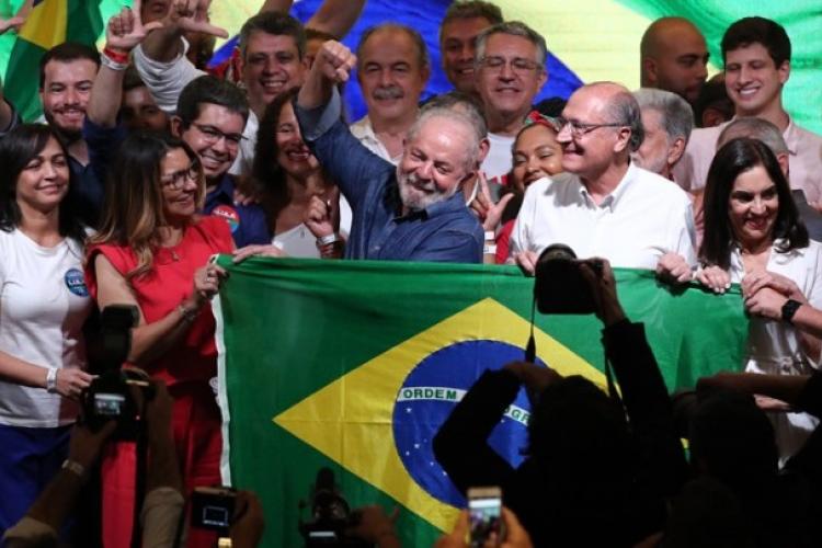 Λουίς Ινάσιου Λούλα ντα Σίλβα: Ο νέος κεντροαριστερός πρόεδρος της Βραζιλίας 