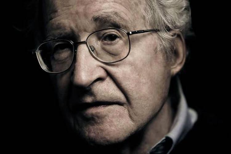 Αμερικανός καθηγητής, Νόαμ Τσόμσκι