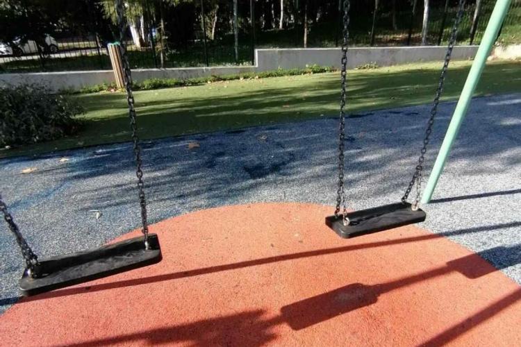 Δήμος Χαϊδαρίου - Ανακοίνωση για τις παιδικές χαρές και τα δεσποζόμενα ζώα