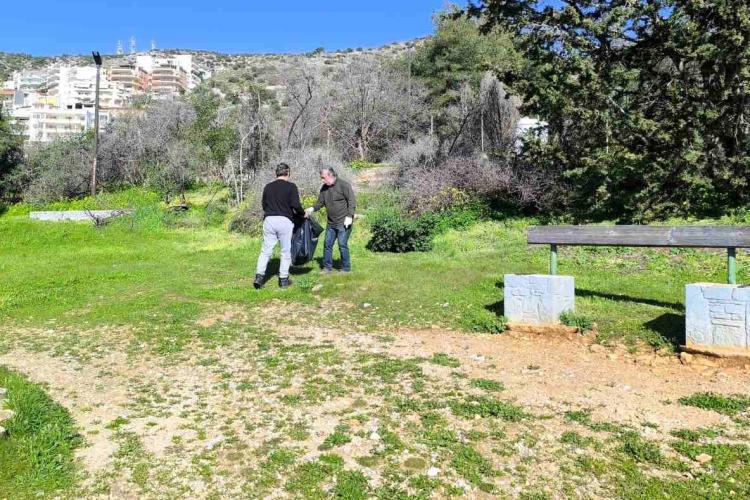 Δήμος Χαϊδαρίου - Καθαρίστηκε το Πάρκο Νεολαίας