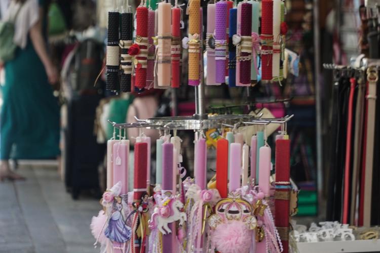 Εορταστικό ωράριο Πάσχα: Πώς θα λειτουργούν τα καταστήματα 