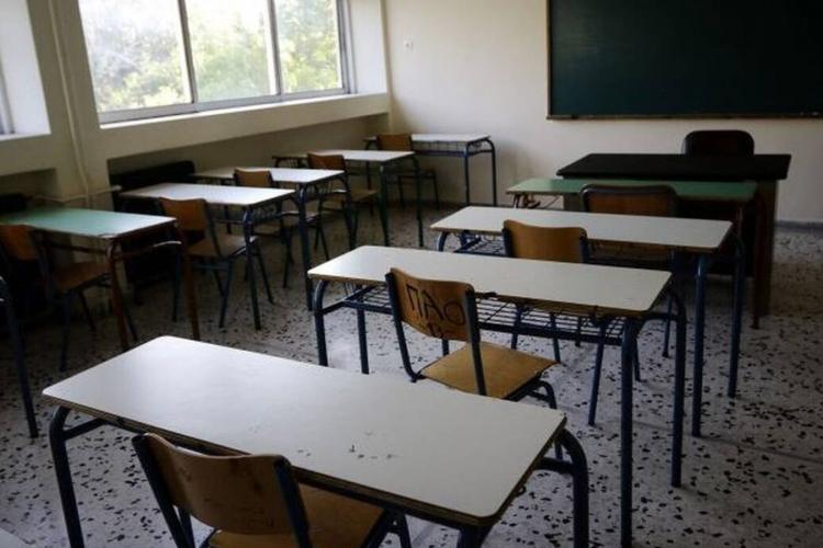 ΑΠΑΙΤΟΥΜΕ ΑΜΕΣΗ ΚΑΛΥΨΗ ΟΛΩΝ ΤΩΝ ΕΚΠΑΙΔΕΥΤΙΚΩΝ ΑΝΑΓΚΩΝ ΤΩΝ ΣΧΟΛΕΙΩΝ ΜΑΣ