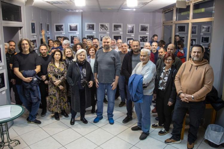 Επιτυχία με... ύφος «Art Noir» για το Τμήμα Φωτογραφίας Δήμου Πετρούπολης