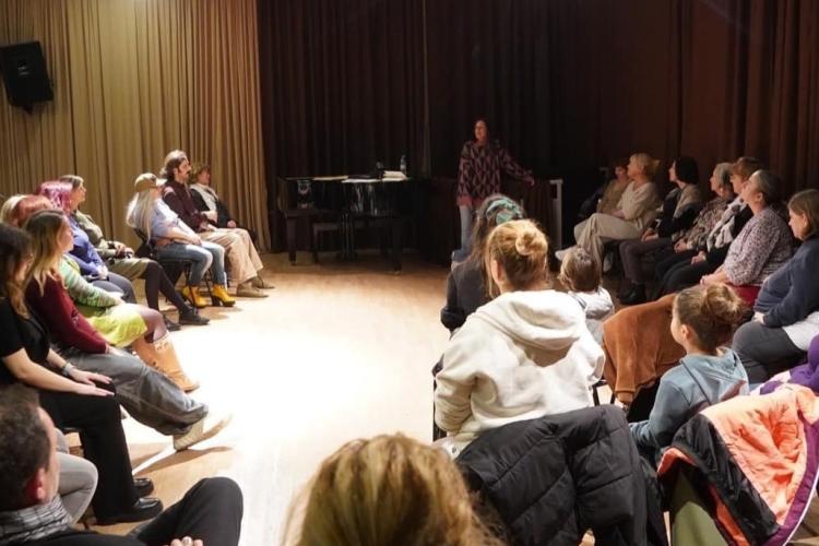 Δήμος Χαϊδαρίου - Με επιτυχία το πρώτο εργαστήριο «Το Τραγούδι της Ψυχής» με την Μαρία Μαγκανάρη