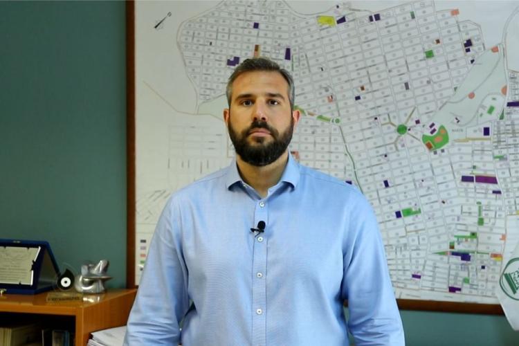 Δήμαρχος Πετρούπολης: «Να υπερασπιστούμε το δικαίωμα στη σταθερή εργασία με δικαιώματα», Σίμος 