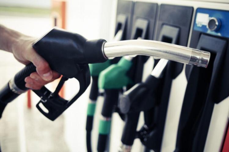 Ληστεία σε βενζινάδικο στο Περιστέρι- Χτύπησαν τον υπάλληλο με λοστό 