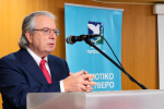 Με τον Γιώργο Μπαμπινιώτη η έναρξη του Δημοτικού Ελεύθερου Ανοικτού Πανεπιστημίου Περιστερίου