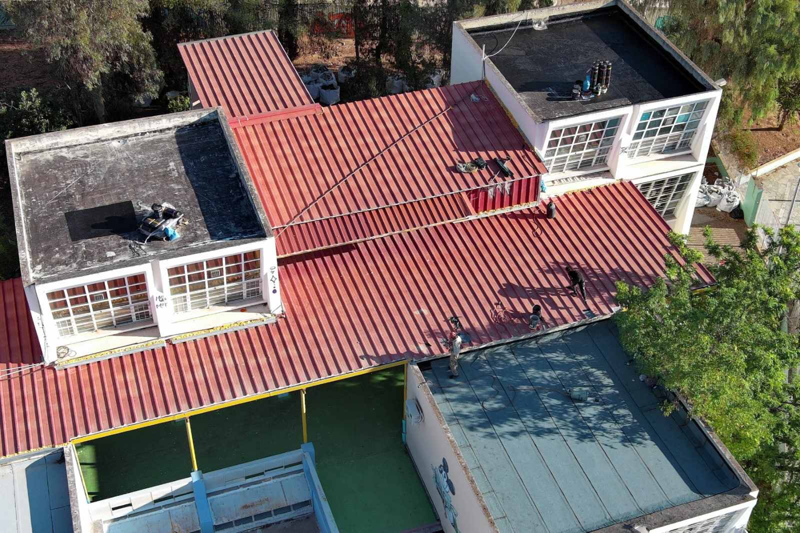 Δήμος Χαϊδαρίου - Εργασίες στα σχολεία της πόλης 